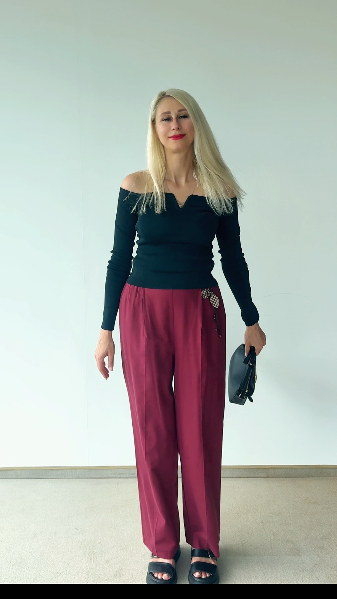 Elegantas bordo bikses
